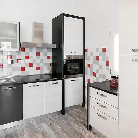 Elena * Marina di Campo