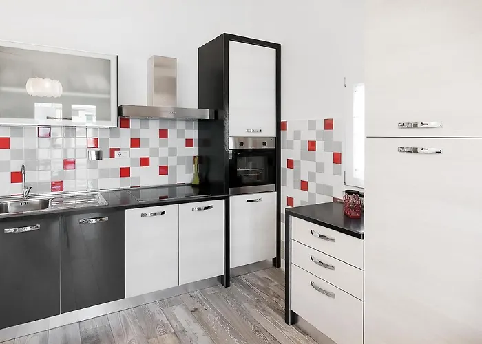 Elena * Марина-ди-Кампо