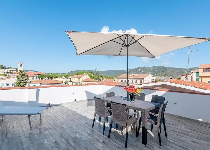 Elena * Marina di Campo