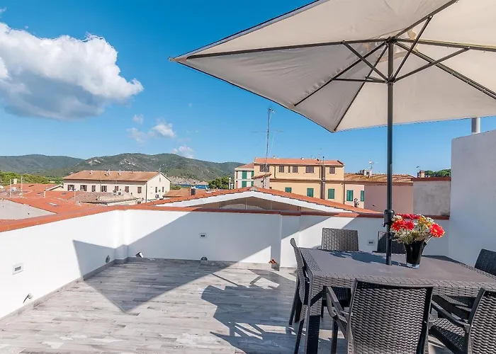 Elena 마리나디캄포